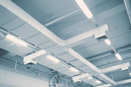 Установка вентиляции в офисе