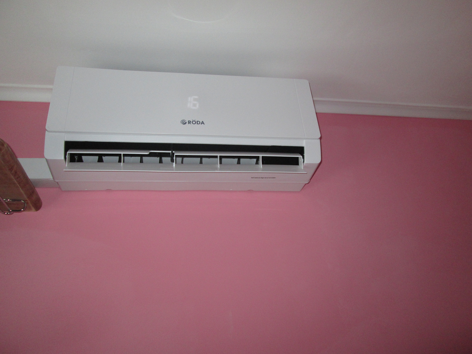 Установка кондиционеров в квартире