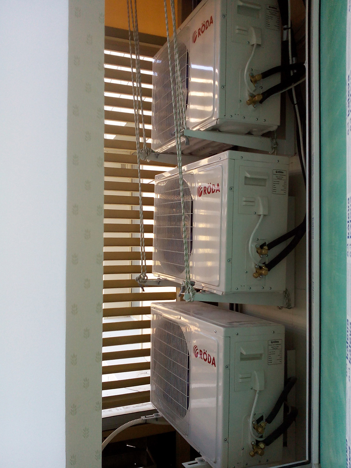 Установка кондиционеров в квартире