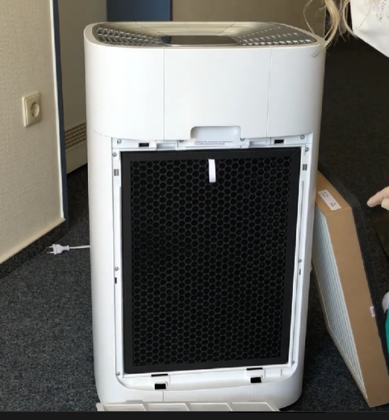 Очиститель воздуха со сменными фильтрами Master HL 800 HEPA FILTER