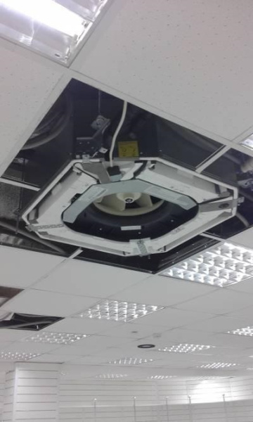 Кассетный внутренний блок мульти-сплит системы Electrolux EACС/I-24 FMI/N8_ERP