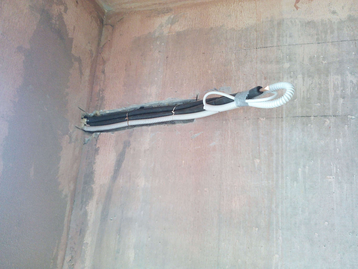 Установка кондиционеров в 2 этапа