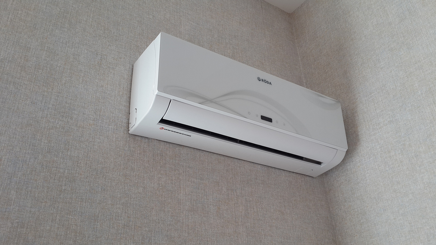 Установка кондиционеров в квартире