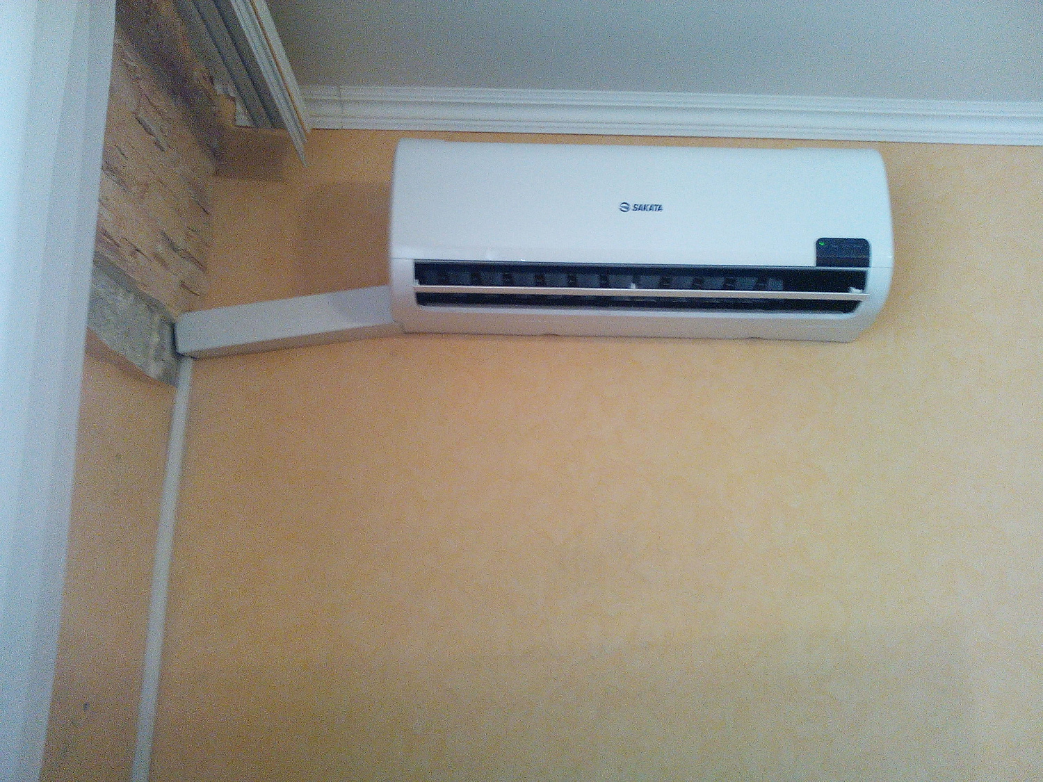 Установка кондиционеров в квартире