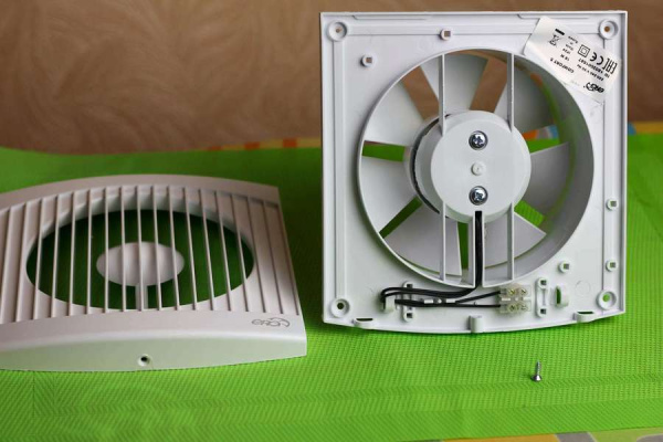 Вытяжка для ванной диаметр 125 мм ERA COMFORT 5