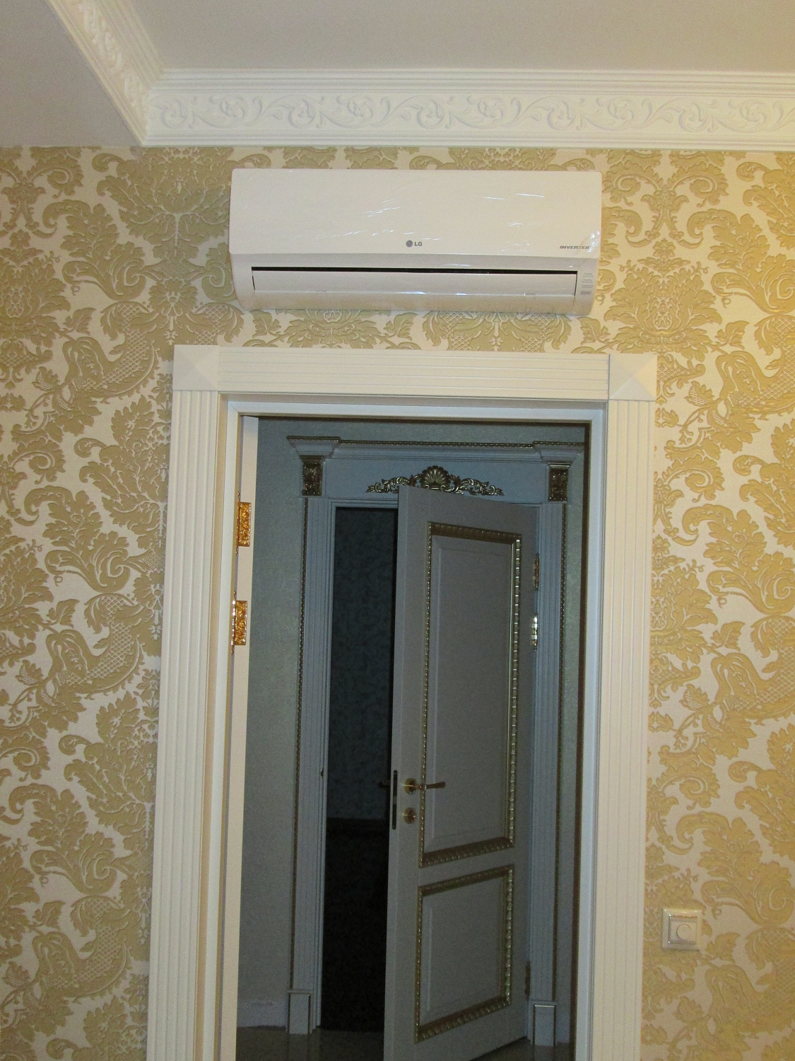 Установка кондиционеров в квартире