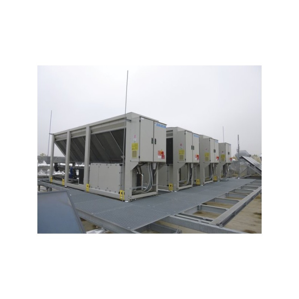 Чиллер с воздушным охлаждением Daikin EWADC14CFXR