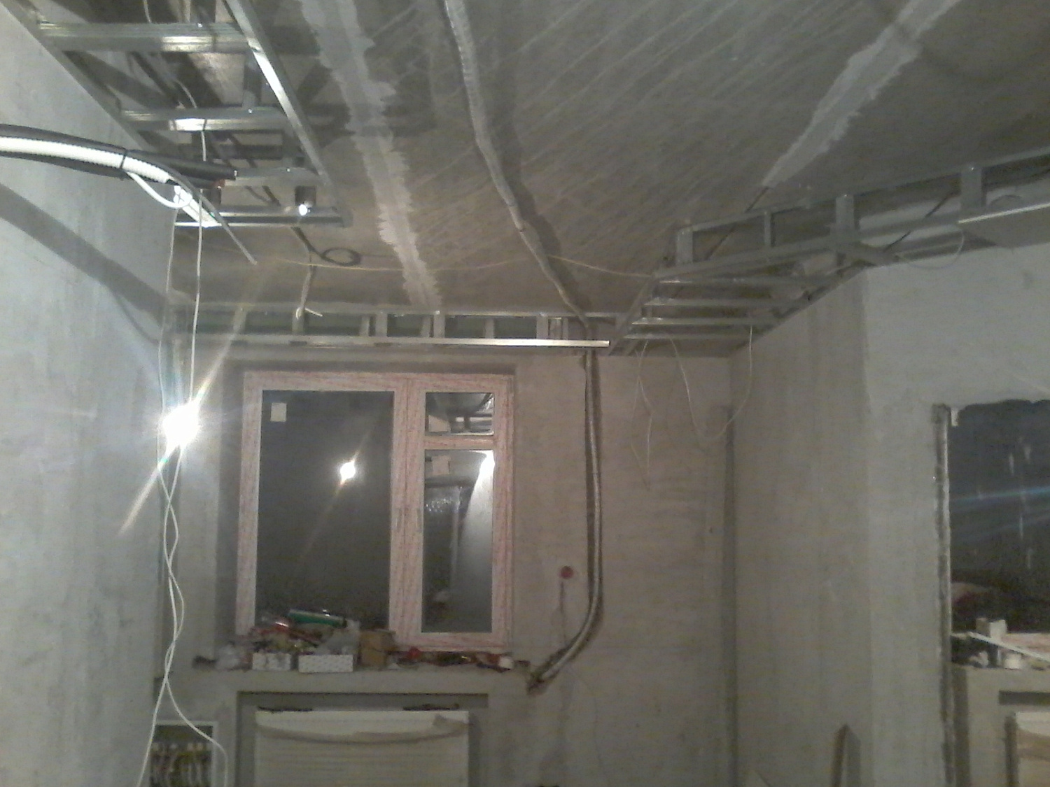 Установка кондиционеров в 2 этапа