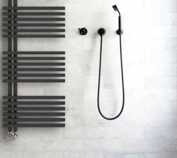 Водяной полотенцесушитель Carisa TER 0500129618