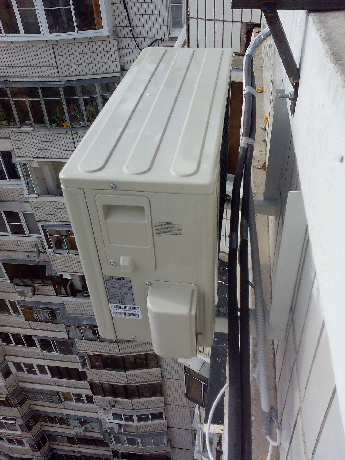 Установка кондиционеров в 2 этапа