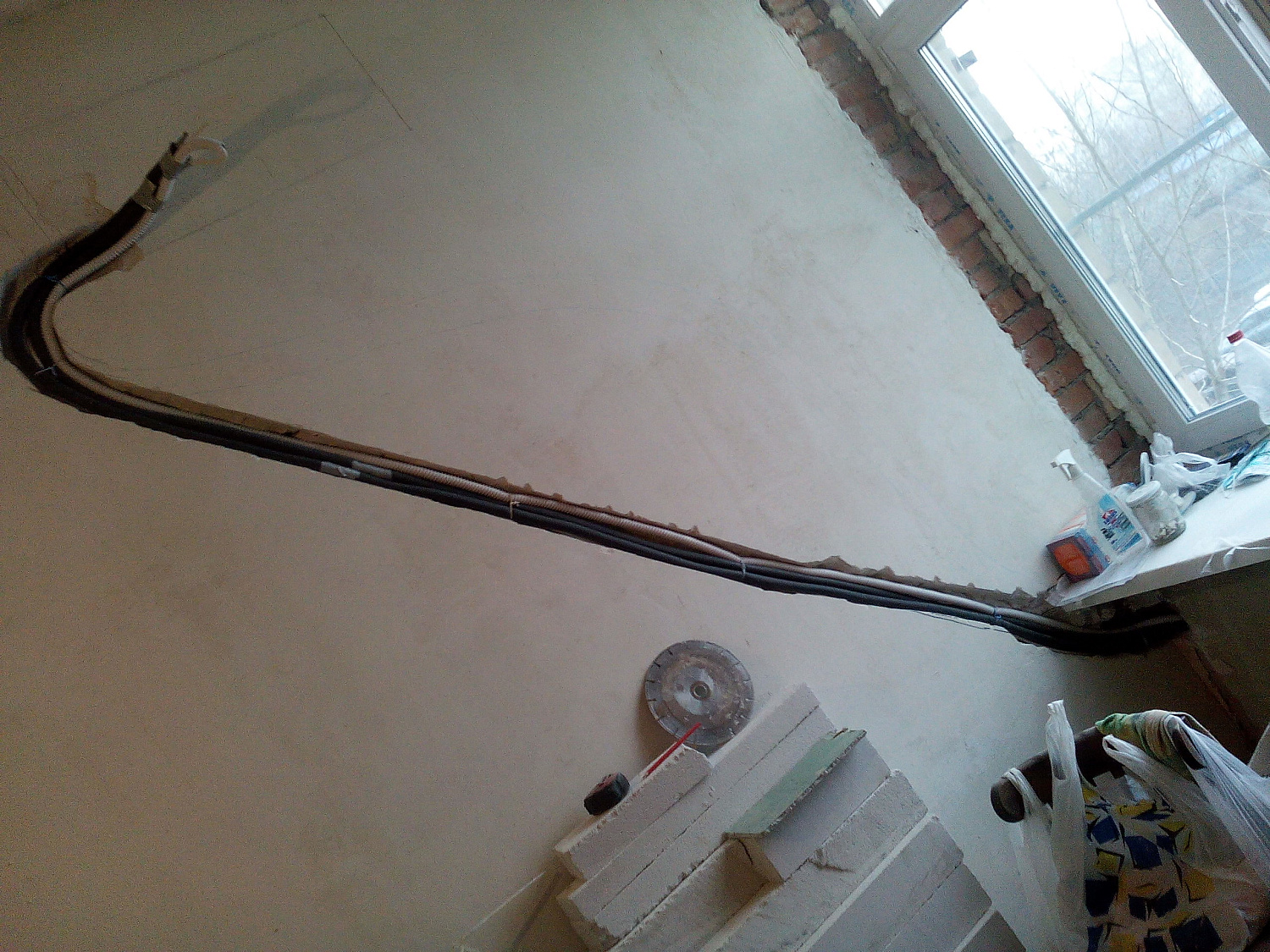 Установка кондиционеров в 2 этапа