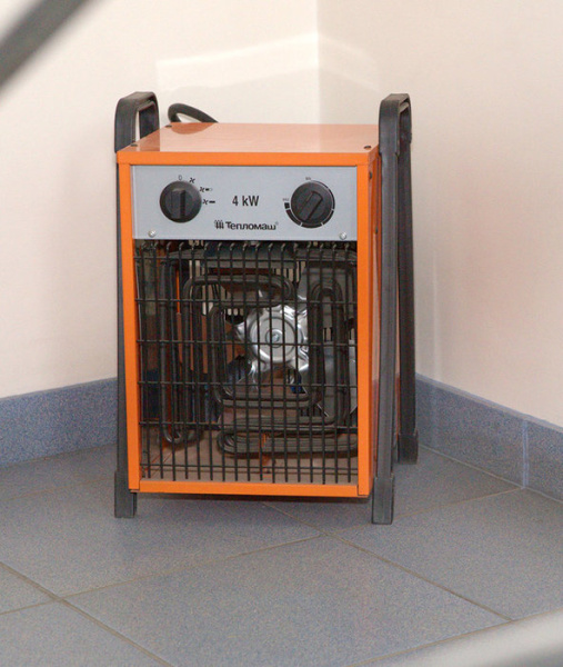 Тепловая пушка Тепломаш КЭВ-4С41E