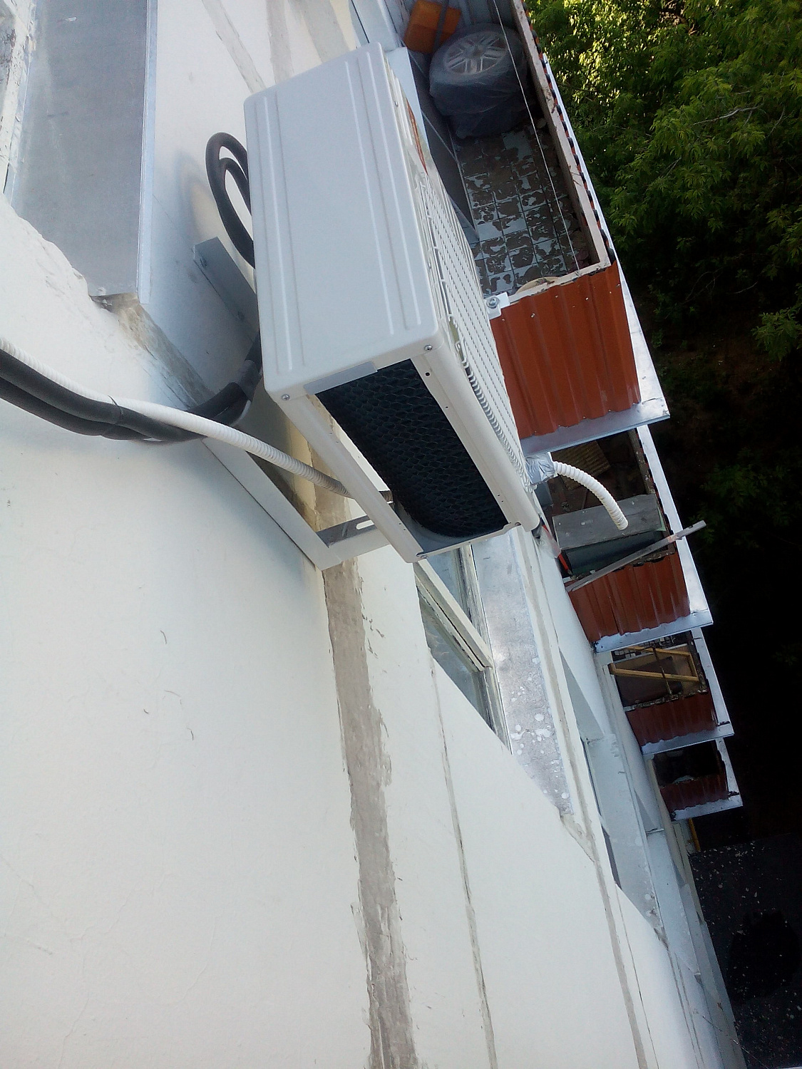 Установка кондиционеров в квартире